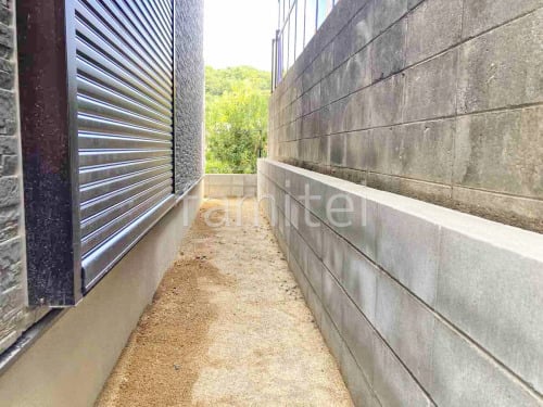 犬走り 真砂土敷き