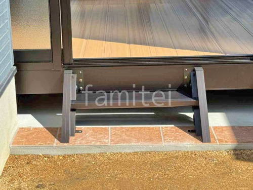 ���ʥ��ƥå�