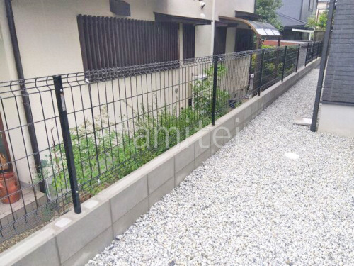 ブロック塀 (化粧ブロック) 太陽エコブロックス 普通CB スチールメッシュ フェンス YKKAP イーネット3F型 スチール柱 境界・メッシュ