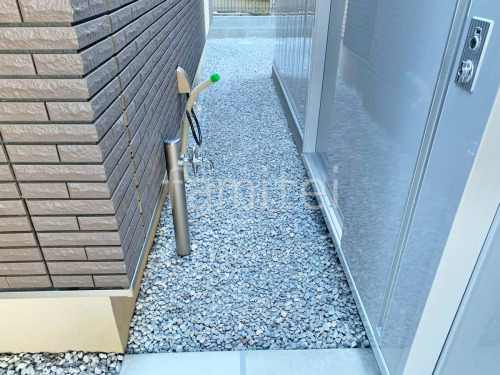 犬走り 防犯砂利敷き バラス砕石 防草シート加工