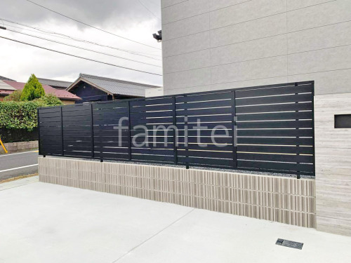 ブロック塀 (化粧ブロック) ユニソン アルタ アルミ形材 フェンス LIXIL AB YS3型 横スリット3 目隠し