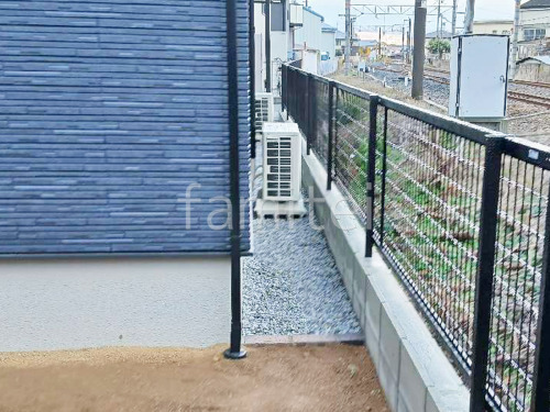 犬走り 防犯砂利敷き バラス砕石 防草シート加工