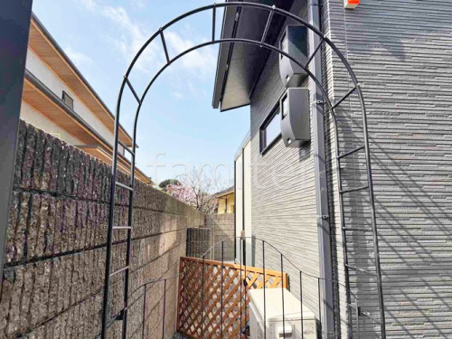 �����դ�������