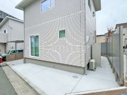 �ڴ֥��󥯥꡼��