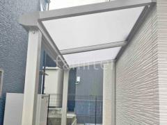1階テラス屋根 (雨除け) YKKAP ソラリアF フラット屋根 スタンダード 壁付