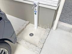 ピンコロ囲い水受け(パン) 土間モルタル仕上げ 洗い場