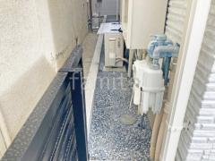 犬走り 防犯砂利敷き バラス砕石 防草シート加工