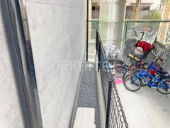 犬走り 防犯砂利敷き バラス砕石 防草シート加工