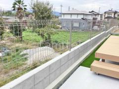 ブロック塀 (化粧ブロック) 太陽エコブロックス 普通CB スチールメッシュ フェンス YKKAP イーネット3F型 スチール柱 境界・メッシュ