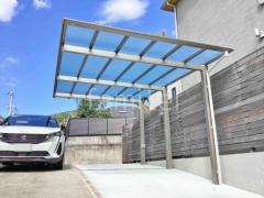 カーポート1台 (単棟) 三協アルミ スカイリード 奥行勾配 片側支持 フラット屋根