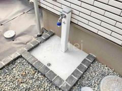 ピンコロ囲い水受け(パン) 土間モルタル仕上げ 洗い場