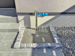 ピンコロ囲い水受け(パン) 土間モルタル仕上げ 洗い場