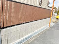 ブロック塀 (化粧ブロック) ユニソン アルタ アルミ形材 フェンス LIXIL 木製調AB TS1型 縦スリット1 木調・ラティス