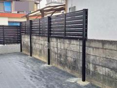 アルミ形材 フェンス LIXIL AB YS3型 横スリット3 2段柱 60角 上段のみ 目隠し