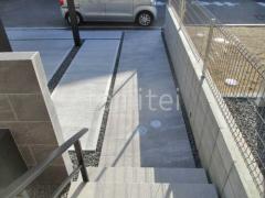 玄関アプローチ 床タイル貼り ニッタイ ローク