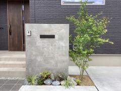シンボルツリー イロハモミジ 落葉樹 下草 植栽 ロックガーデン 割栗石