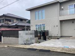 新築シンプル セミクローズ外構