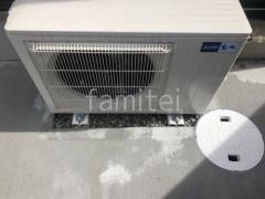 室外機下 防犯砂利敷き バラス砕石
