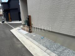 防犯砂利敷き バラス砕石 防草シート加工